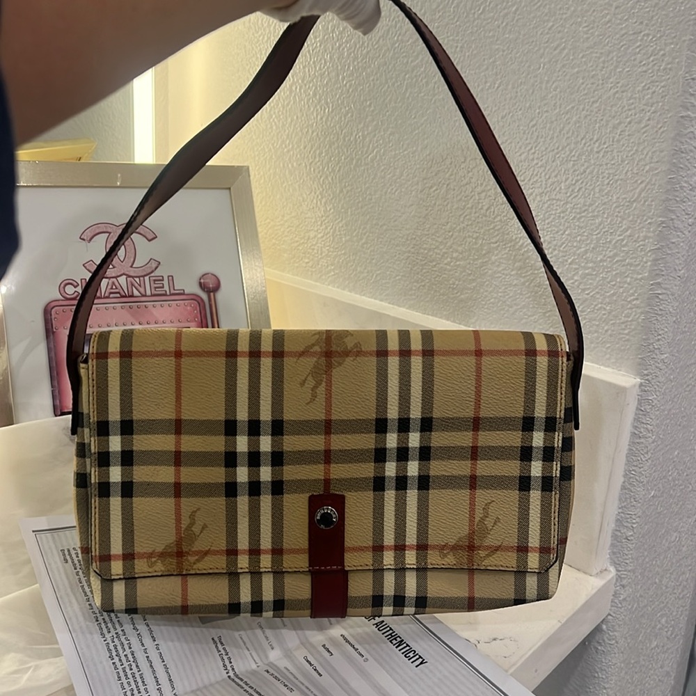 Burberry classic nova Tan and Brown Checkered Bag - Picture 16 of 16